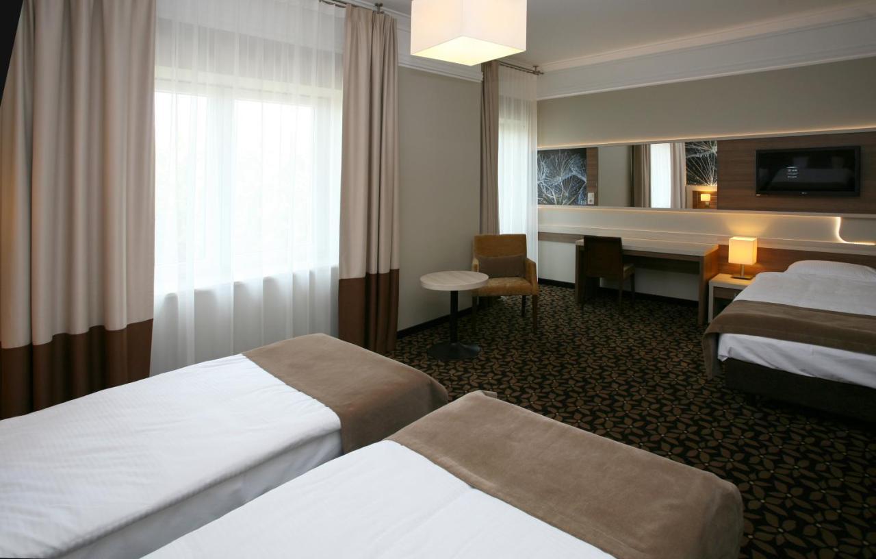 Hotel Delfina Złotoria Buitenkant foto
