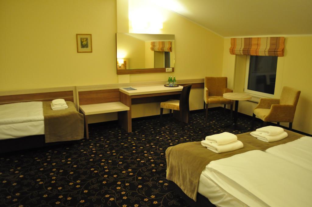 Hotel Delfina Złotoria Kamer foto