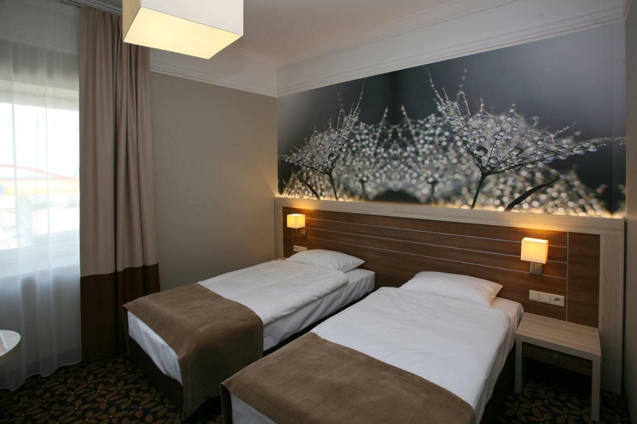 Hotel Delfina Złotoria Buitenkant foto