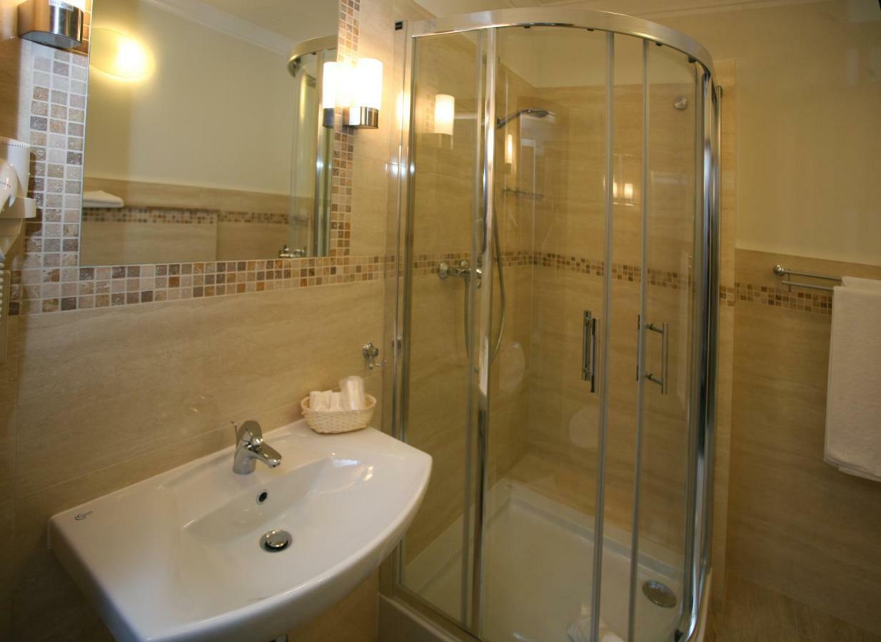 Hotel Delfina Złotoria Buitenkant foto