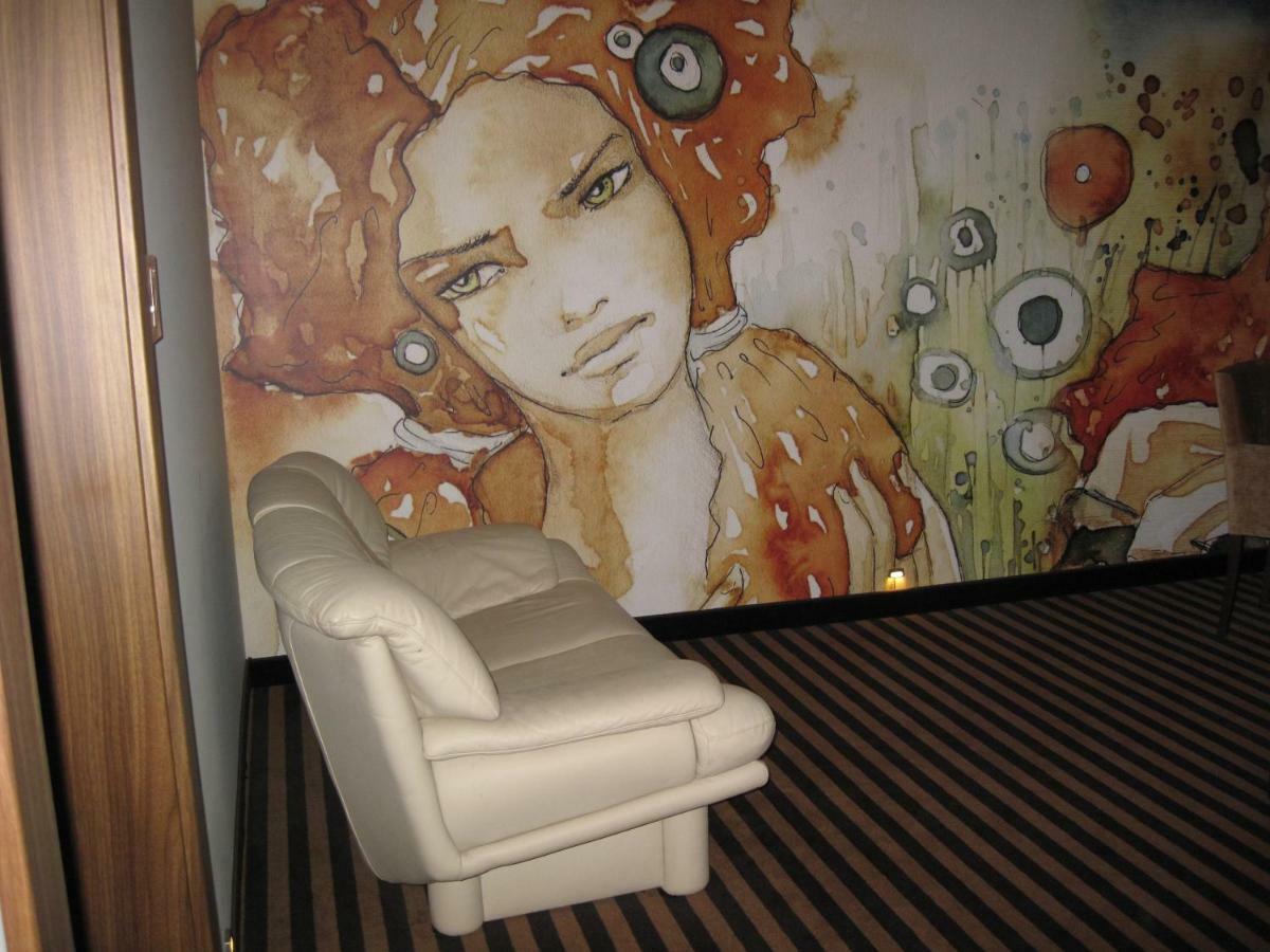 Hotel Delfina Złotoria Buitenkant foto