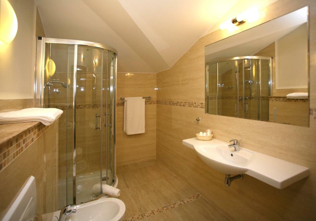 Hotel Delfina Złotoria Buitenkant foto